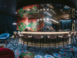 how much does the wrestpoint casino hold for concerts.